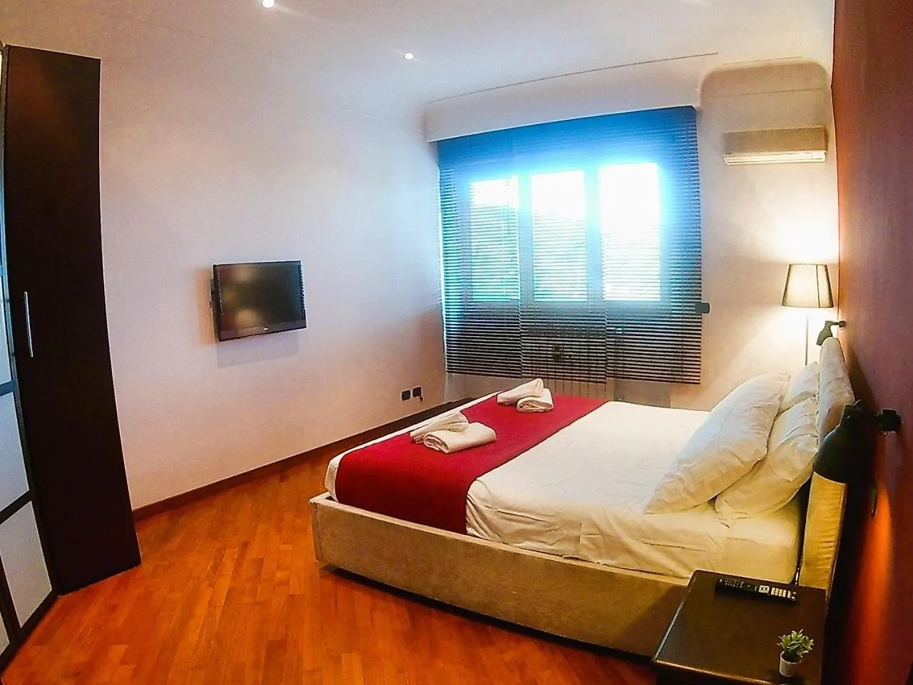 Urbanhome, Ready To Visit Rome! 0*, Řím Itálie